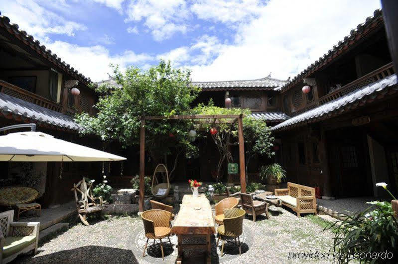 Blossom Hill Inn - Neverland Lijiang  Exterior foto